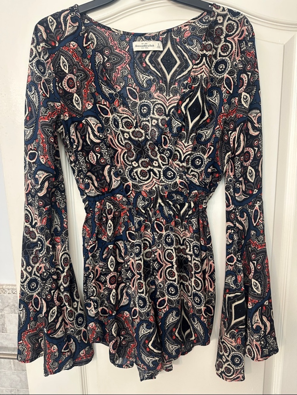 Abercrombie & Fitch Navy Paisley Long-Sleeve Elastic-Waist Romper